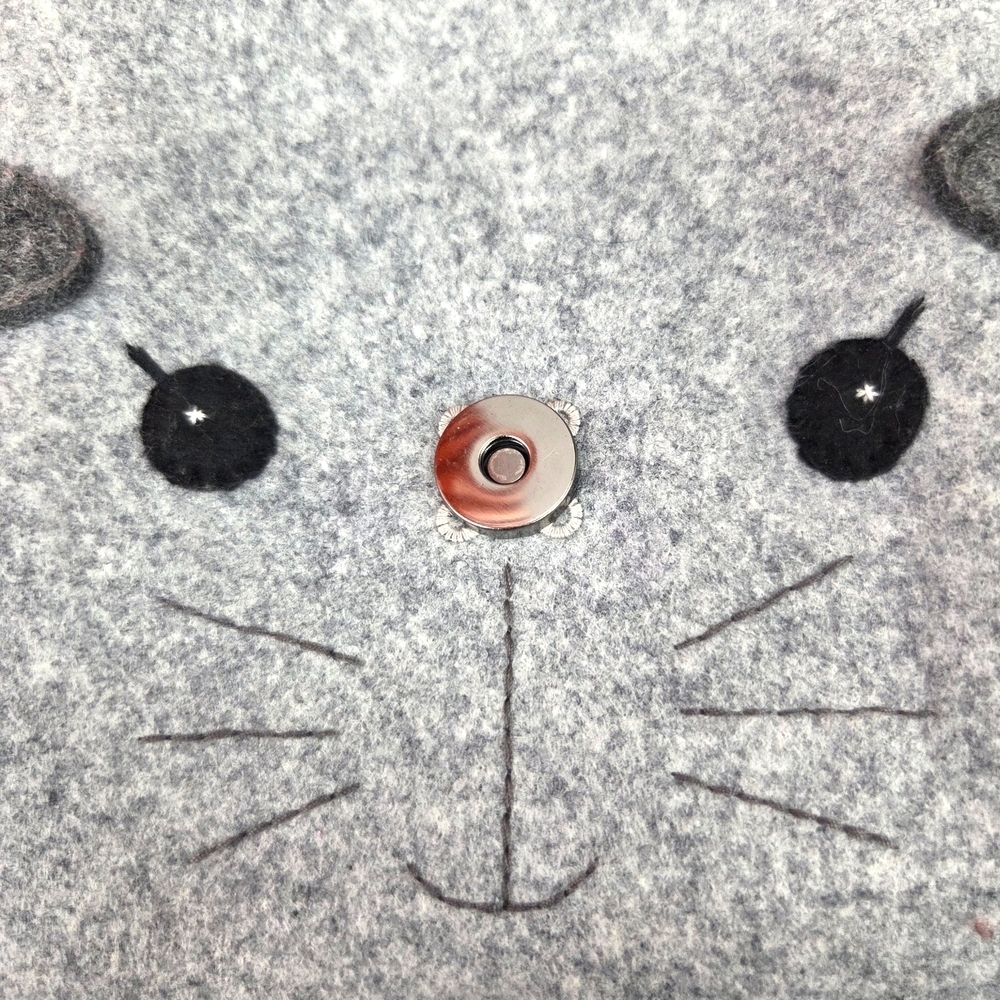 Cute Handmade Gray Felt Kitty Cat Shoulder Bag Adjustable Strap Magnetic Closure - Picture 4 of 11
